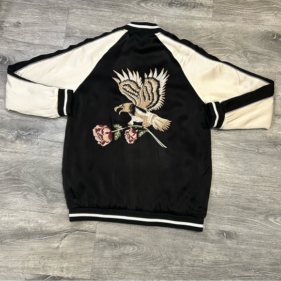 Kendall & Kylie PacSun Satin Bomber Jacket Eagle Rose Embroidery Black Cream EUC - Picture 4 of 7